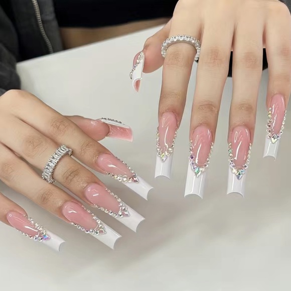 NEW: 24pcs Luxury Glossy Pink Press On, Extra Long Square Rhinestone Fake Nails - Picture 1 of 4